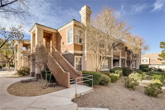 MLS: 2259666 Condo For Sale