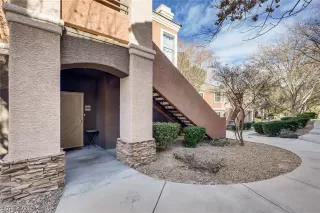 Photo #1: 2259666 Listing