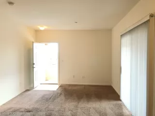 Photo #1: 2259668 Listing 