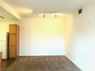 Photo #2: 2259668 Listing 