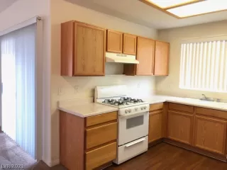 Photo #3: 2259668 Listing 