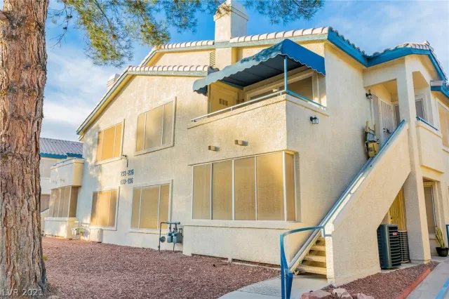 MLS: 2259675 Condo For Sale