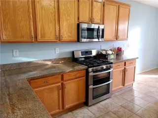 Photo #2: 2259680 Listing 