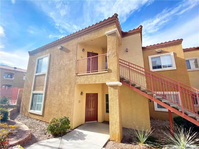 MLS: 2259701 Condo For Sale