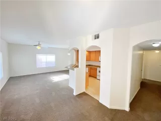 Photo #1: 2259701 Listing 