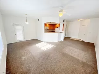 Photo #2: 2259701 Listing 