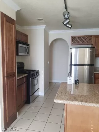 Photo #3: 2259852 Listing 