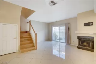 Photo #4: 2259854 Listing 