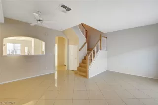 Photo #5: 2259854 Listing 