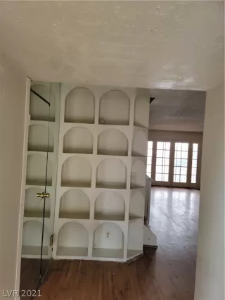 Photo #2: 2259865 Listing 