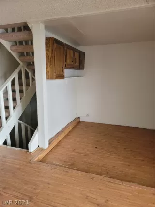 Photo #5: 2259865 Listing 