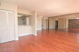 Photo #4: 2259887 Listing 