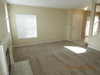 Photo #3: 2259889 Listing 