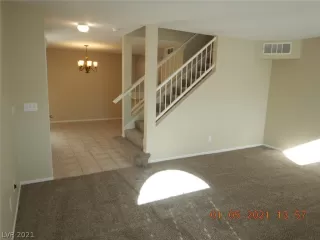 Photo #5: 2259889 Listing 