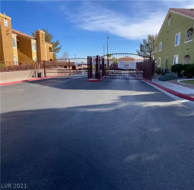 MLS: 2259940 Condo For Sale