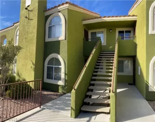 Photo #3: 2259940 Listing