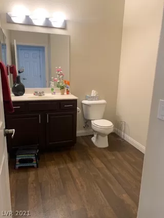 Photo #6: 2260047 Listing