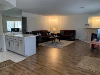 Photo #1: 2260051 Listing 