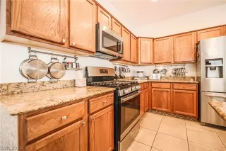 Photo #6: 2260116 Listing