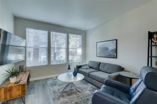 Photo #6: 2260118 Listing 