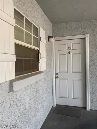 Photo #5: 2260143 Listing 