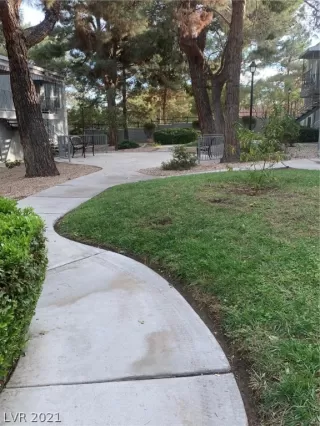 Photo #6: 2260143 Listing 