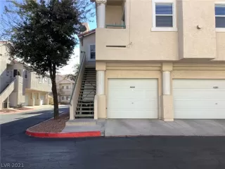 Photo #2: 2260150 Listing