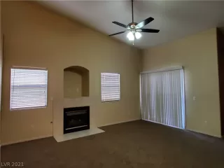 Photo #6: 2260150 Listing