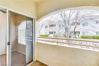 Photo #6: 2260151 Listing 