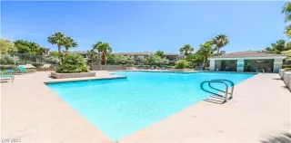 Photo #6: 2260219 Listing