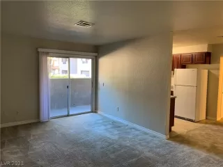 Photo #1: 2260236 Listing 