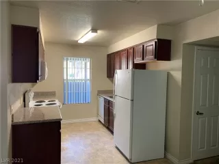 Photo #3: 2260236 Listing 