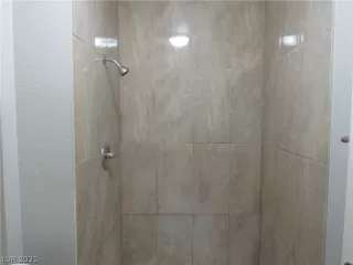 Photo #4: 2260272 Listing 