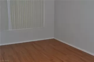 Photo #5: 2260362 Listing 