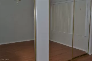 Photo #6: 2260362 Listing 