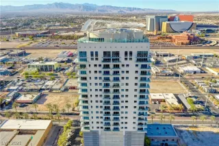 Photo #1: 2260384 Listing