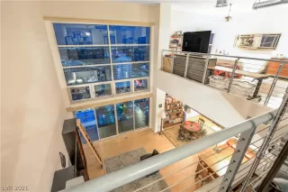 Photo #6: 2260384 Listing