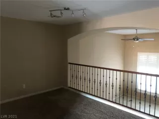 Photo #2: 2260411 Listing 