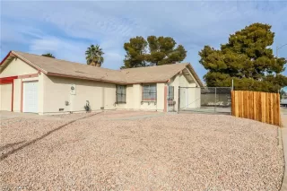 Photo #1: 2260437 Listing