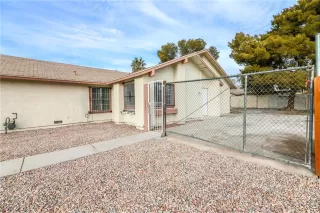 Photo #2: 2260437 Listing