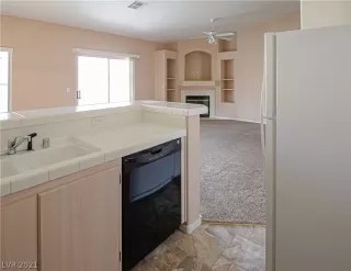 Photo #6: 2260439 Listing 