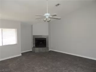 Photo #5: 2260457 Listing