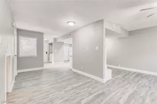 Photo #5: 2260461 Listing 