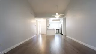 Photo #6: 2260466 Listing