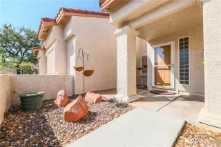 Photo #3: 2260467 Listing