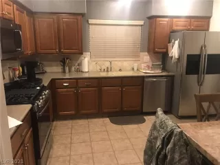 Photo #6: 2260479 Listing 