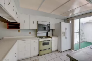 Photo #1: 2260505 Listing