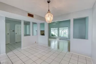 Photo #3: 2260505 Listing