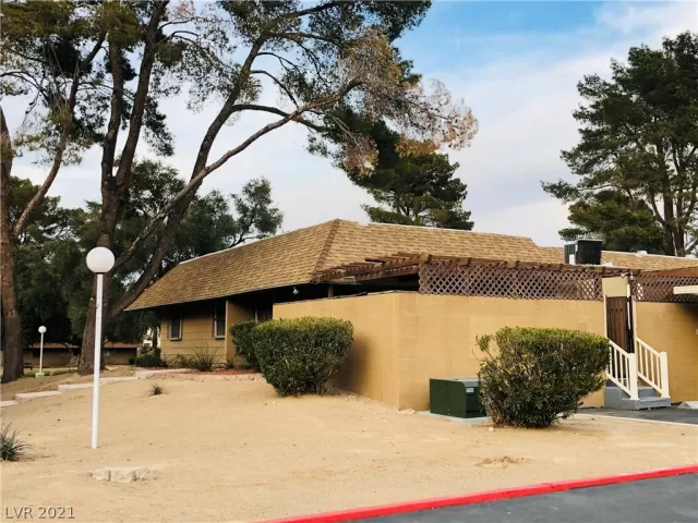 MLS: 2260506 Condo For Sale