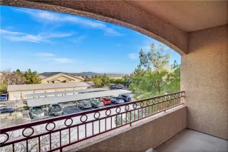 Photo #1: 2260508 Listing 